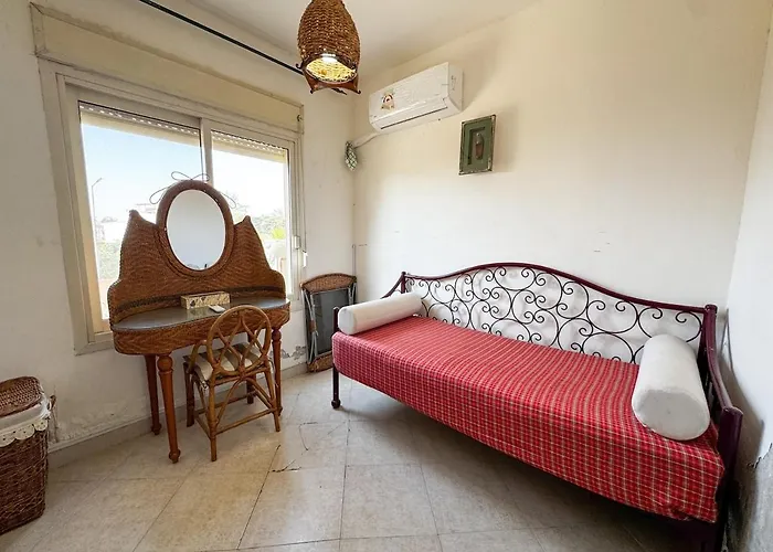 Villa 4br Beachfront With Huge Garden Seaview Einbay *